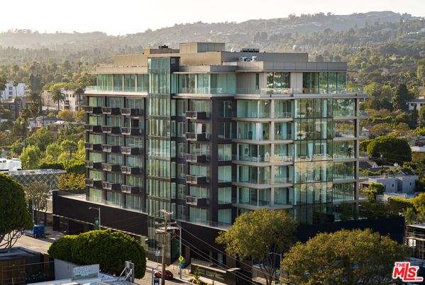 Exterior, Facade, Condo Building