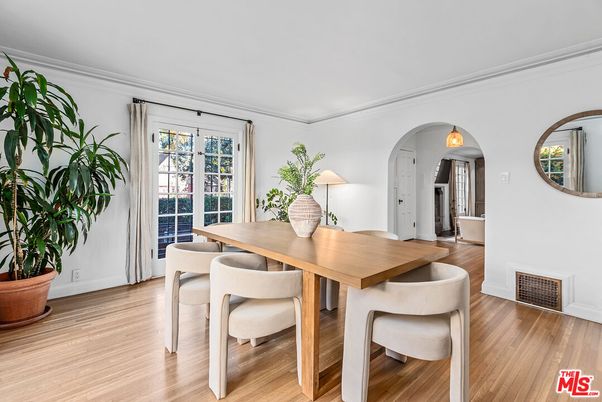 Dining room, Interior, Wood Texture Flooring
