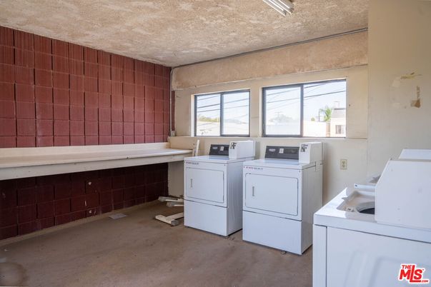 Interior, Washer
