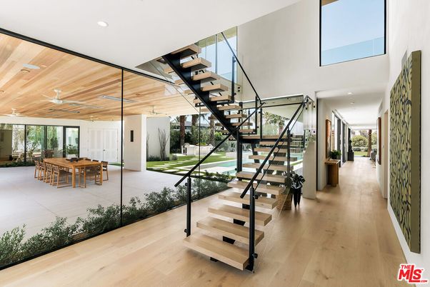 Dining room, Interior, Recessed Lighting, Wooden Ceilings, Wood Texture Flooring
