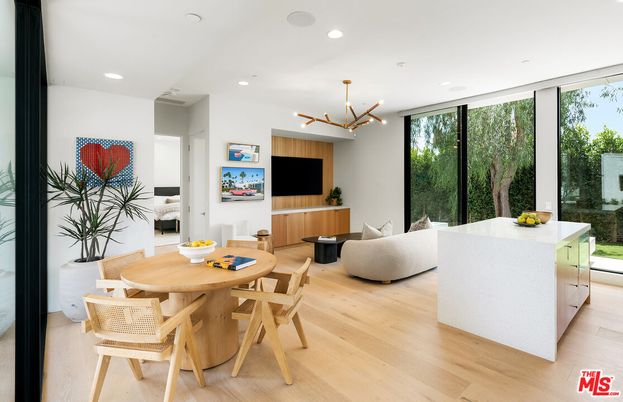 Dining room, Interior, Living room, Pendant Lights, Recessed Lighting, Wood Texture Flooring