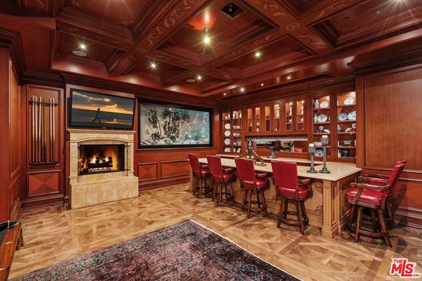 Fireplace, Interior, Recessed Lighting, Wood Texture Flooring