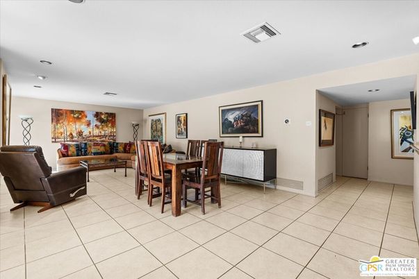 Dining room, Interior, Living room, Recessed Lighting