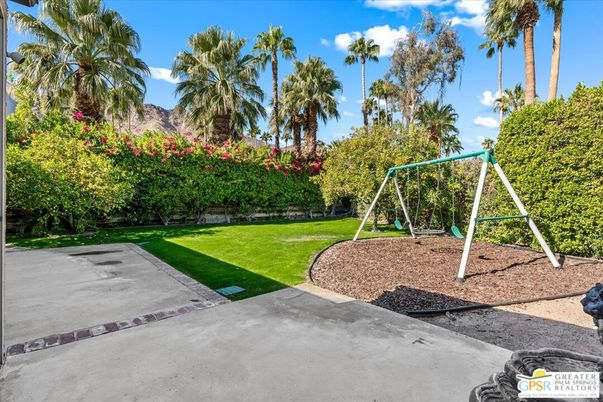 Backyard, Exterior, Playground
