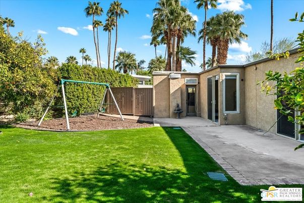 Backyard, Exterior, Playground