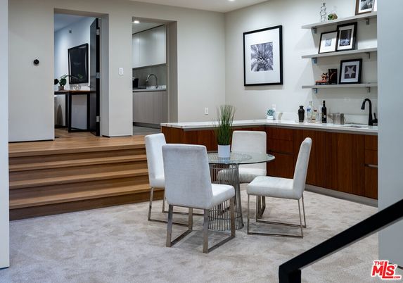Dining room, Interior, Recessed Lighting