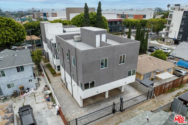 Exterior, Drone