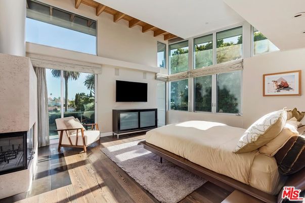 Bedroom, Fireplace, Interior, Wood Texture Flooring