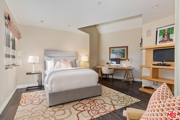Bedroom, Home Office, Interior, Recessed Lighting, Wood Texture Flooring