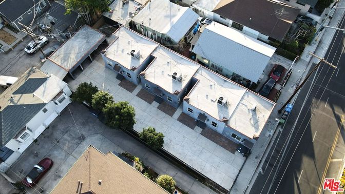 Exterior, Drone