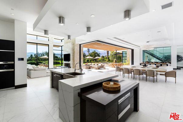 Dining room, Interior, Kitchen, Marble, Recessed Lighting, Stainless Steel Appliances