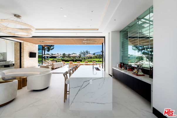Interior, Living room, Marble, Pendant Lights, Recessed Lighting