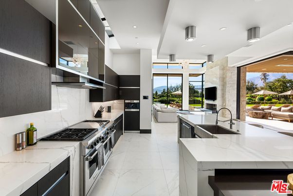 Interior, Kitchen, Living room, Marble, Recessed Lighting, Stainless Steel Appliances