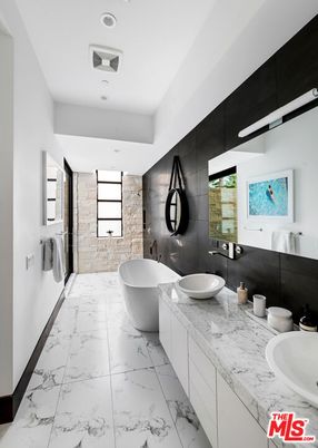 Bathroom, Dual Sink Vanities, Free Standing Baths, Interior, Marble, Recessed Lighting