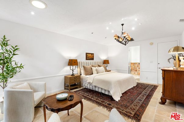 Bedroom, Chandelier, Interior, Recessed Lighting