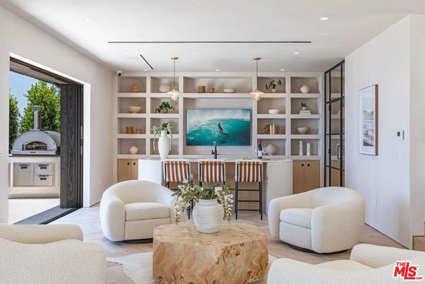 Interior, Pendant Lights, Recessed Lighting, Wood Texture Flooring