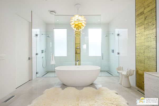 Bathroom, Free Standing Baths, Glass Shower, Interior, Pendant Lights, Recessed Lighting