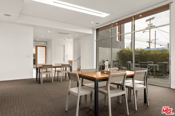 Dining room, Interior, Recessed Lighting
