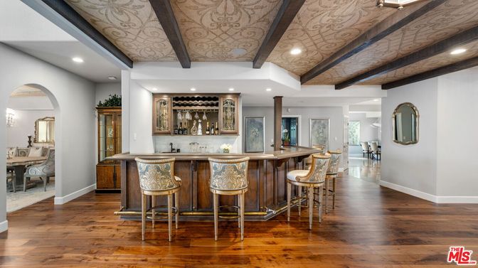 Interior, Recessed Lighting, Wooden Beams, Wood Texture Flooring
