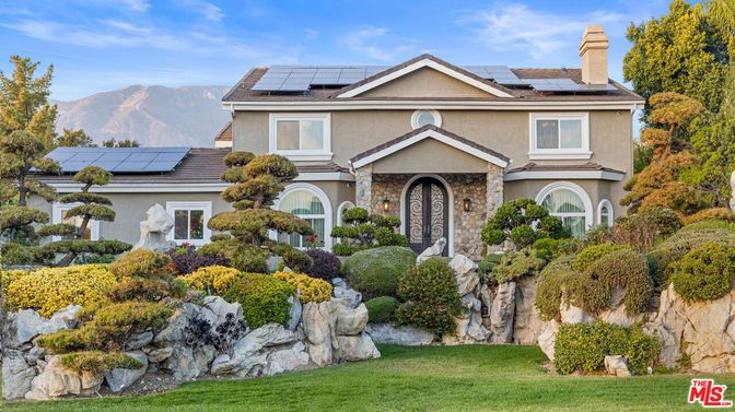 Exterior, Facade, Solar Panels, Mediterranean