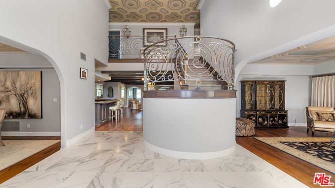 Interior, Marble