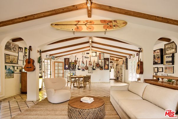 Dining room, Interior, Living room, Wooden Beams