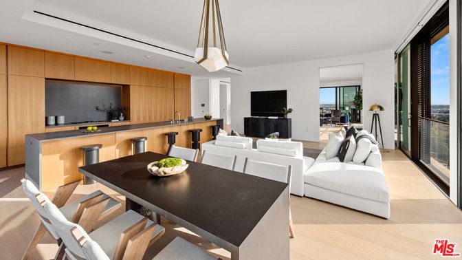 Dining room, Interior, Living room, Pendant Lights, Recessed Lighting, Wood Texture Flooring