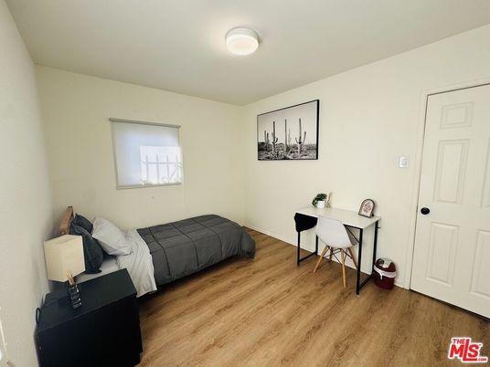 Bedroom, Home Office, Interior, Wood Texture Flooring