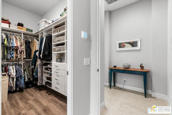 Interior, Walk-in Closets, Wood Texture Flooring