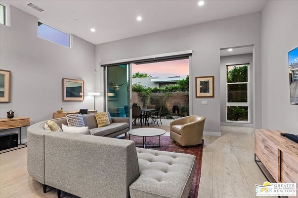 Dining room, Interior, Living room, Recessed Lighting