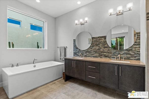 Bathroom, Dual Sink Vanities, Free Standing Baths, Interior, Recessed Lighting