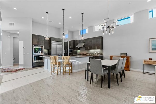 Dining room, Interior, Kitchen, Pendant Lights, Recessed Lighting, Stainless Steel Appliances