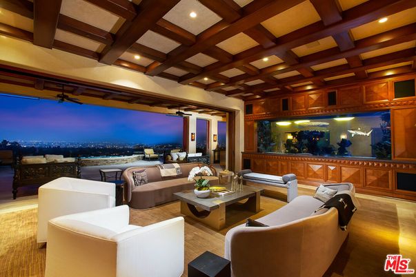 Interior, Living room, Recessed Lighting, Wooden Beams, Wood Texture Flooring