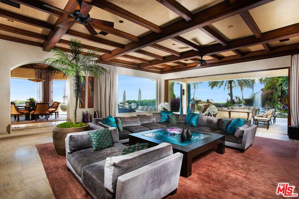 Dining room, Interior, Living room, Recessed Lighting, Wooden Beams, Wooden Ceilings, Wood Texture Flooring