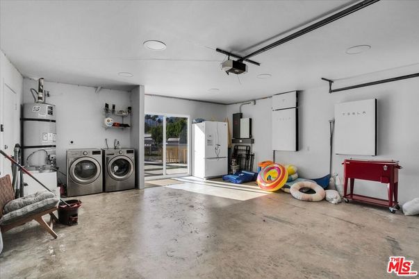 Interior, Recessed Lighting, Washer