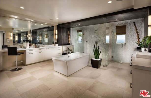 Bathroom, Dual Sink Vanities, Free Standing Baths, Glass Shower, Interior, Recessed Lighting