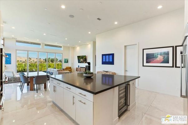 Dining room, Interior, Kitchen, Recessed Lighting, Water