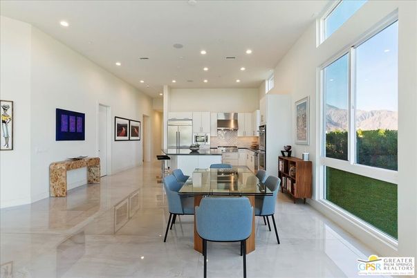 Dining room, Interior, Kitchen, Recessed Lighting, Stainless Steel Appliances