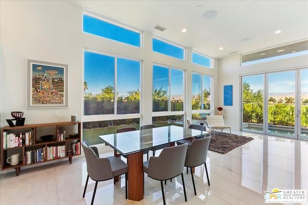 Dining room, Interior, Recessed Lighting