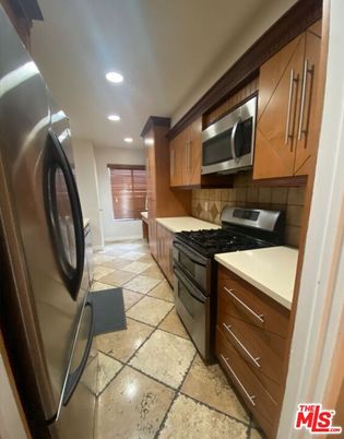 Interior, Kitchen, Recessed Lighting, Washer