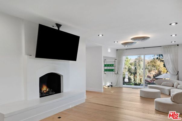 Fireplace, Interior, Recessed Lighting, Wood Texture Flooring