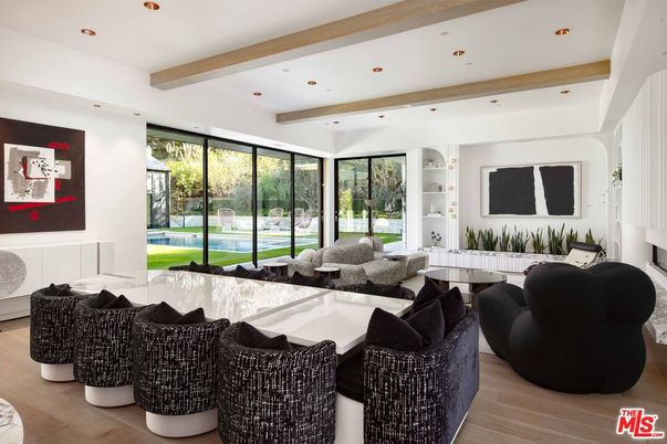 Interior, Living room, Recessed Lighting, Wooden Beams, Wood Texture Flooring