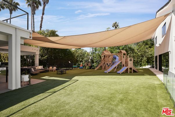 Backyard, Exterior, Playground