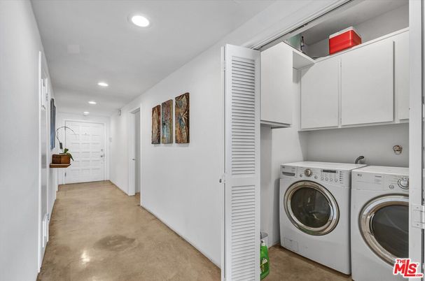 Interior, Recessed Lighting, Utility Closets, Washer