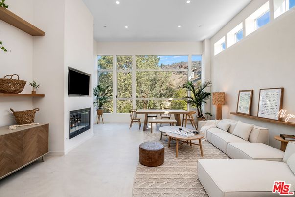Dining room, Fireplace, Interior, Living room, Recessed Lighting