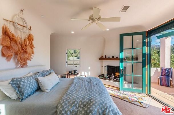 Bedroom, Fireplace, Interior, Recessed Lighting