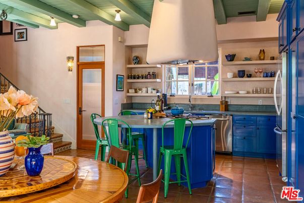 Dining room, Interior, Kitchen, Stainless Steel Appliances