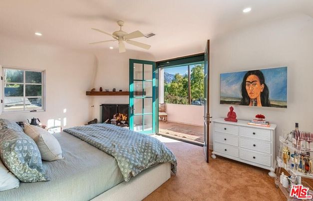 Bedroom, Fireplace, Interior, Recessed Lighting