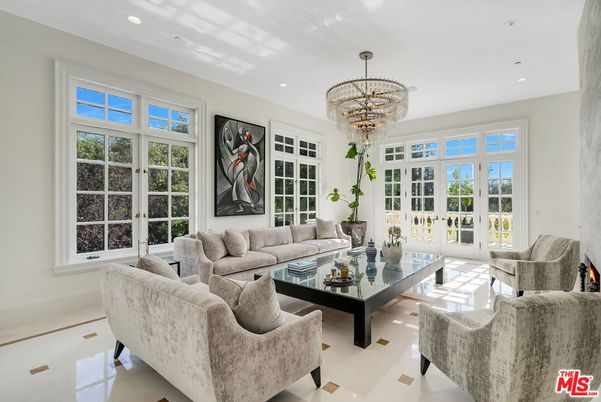 Chandelier, Interior, Living room, Recessed Lighting