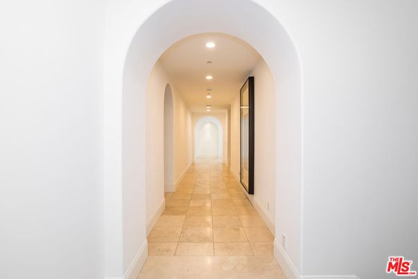 Interior, Recessed Lighting